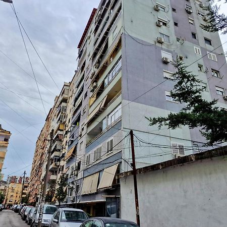 City Block Wilson - Free Parking Тирана Номер фото